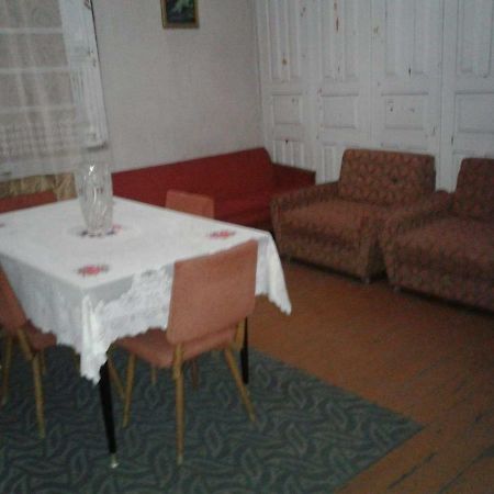 Levani'S Guesthouse Zugdidi Eksteriør bilde