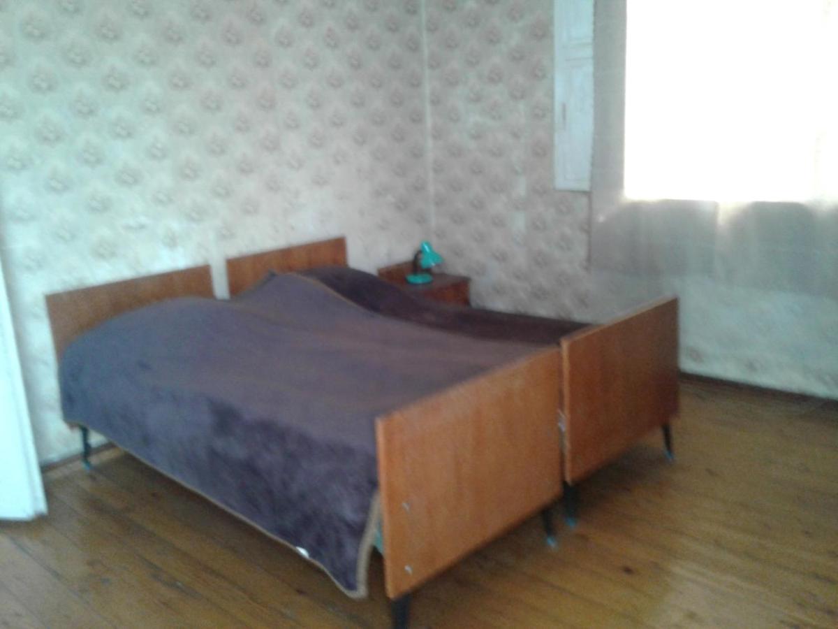 Levani'S Guesthouse Zugdidi Eksteriør bilde