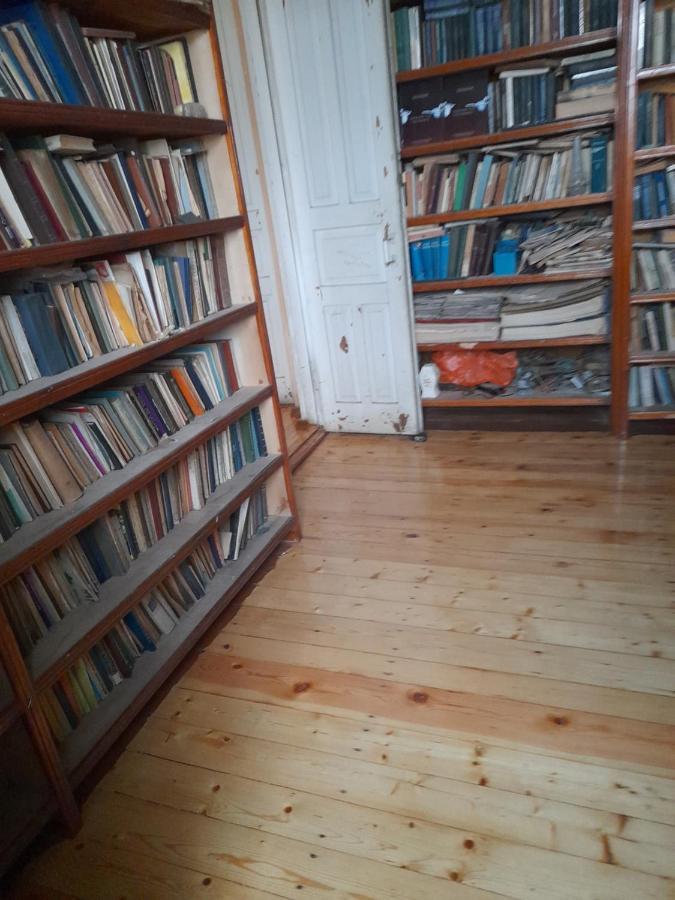 Levani'S Guesthouse Zugdidi Eksteriør bilde