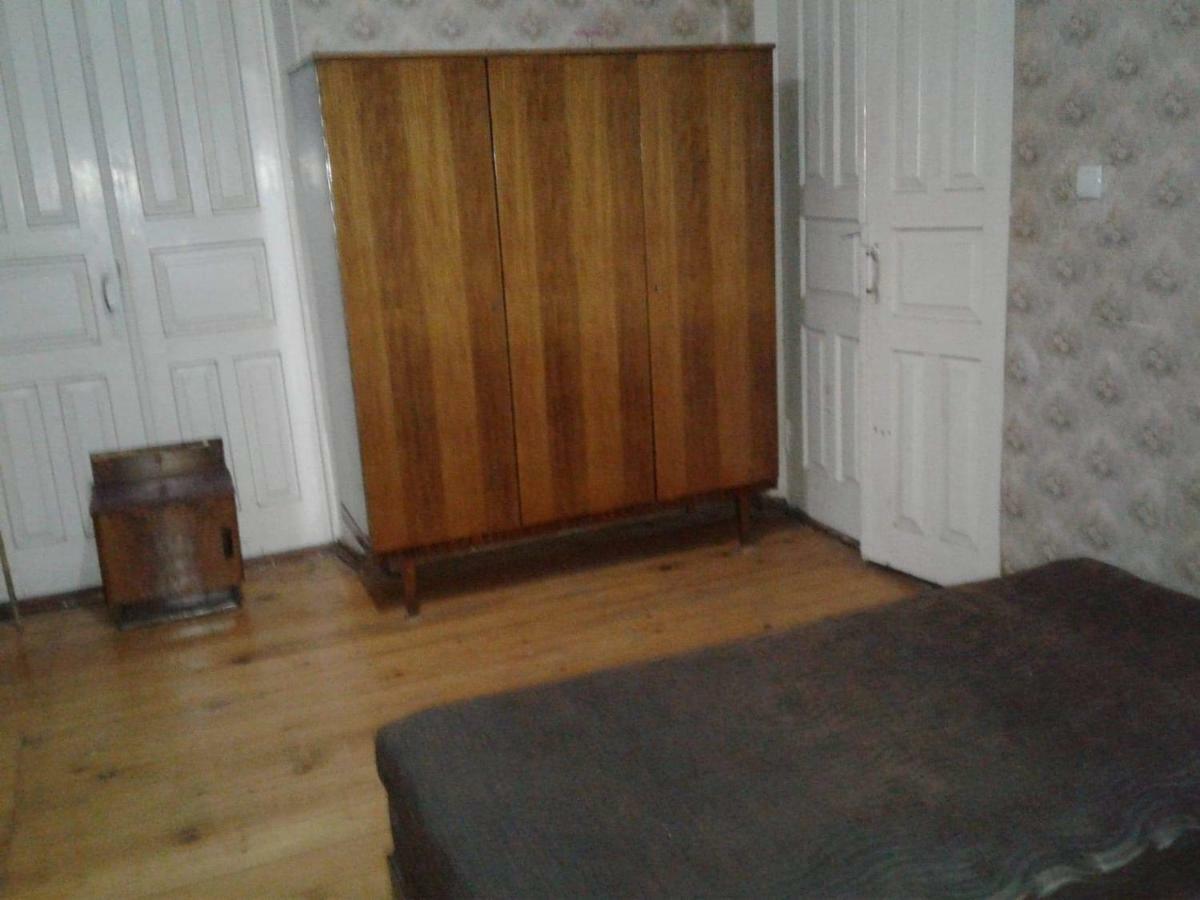 Levani'S Guesthouse Zugdidi Eksteriør bilde